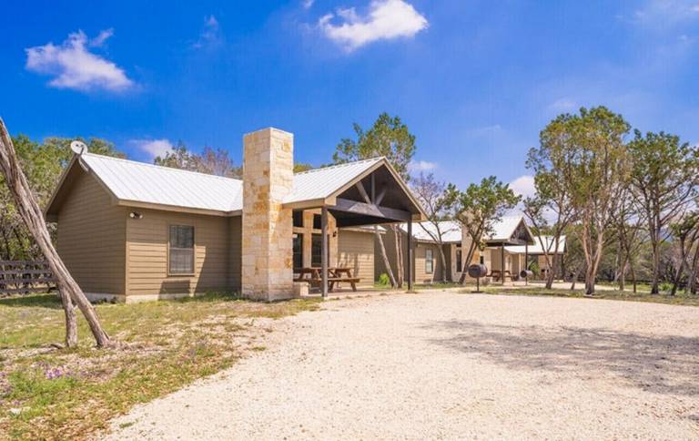 Cabin Rentals in Concan from $97 | HomeToGo