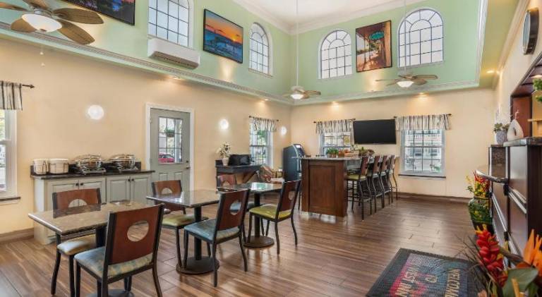 Key West Inn - Fairhope — photo 2