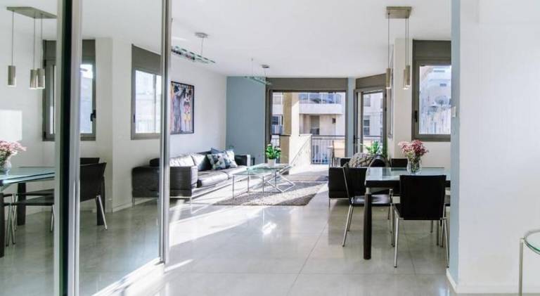 Beautiful holiday apartment | Next to Carmel Market | Next to the beach | Dogs allowed — photo 4
