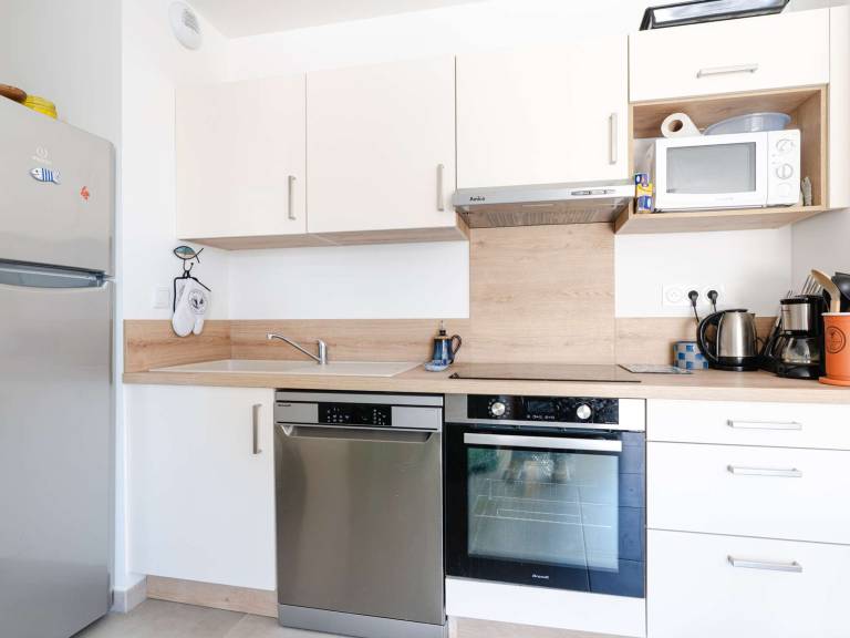 Fully equipped rental apartment | Beach nearby | Pet-friendly — photo 3