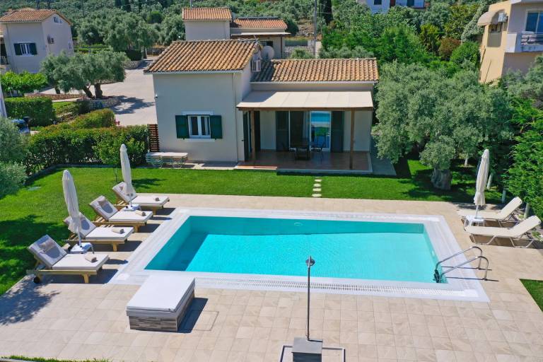 House  Lefkada