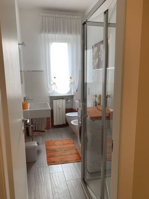 Apartment with yard — photo 4