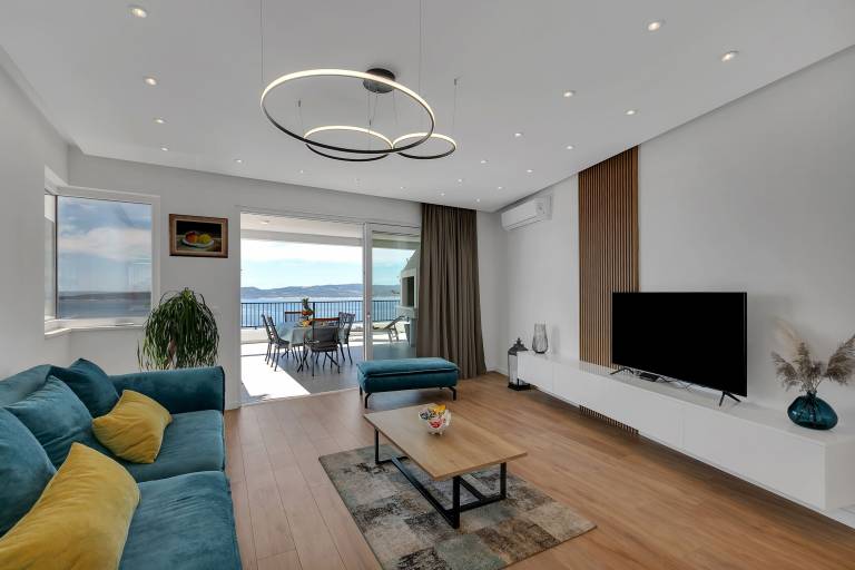 House with yard, BBQ & private pool | Sea view — photo 2