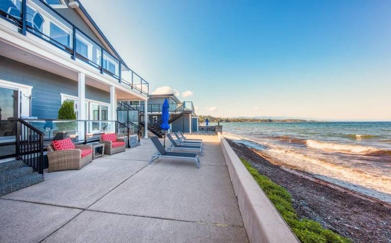 Qualicum Beach Ocean Suites — photo 4