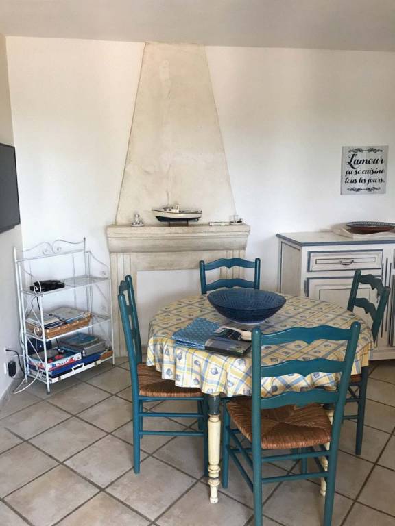 Rental apartment with pool, garden & grill | City view — photo 2