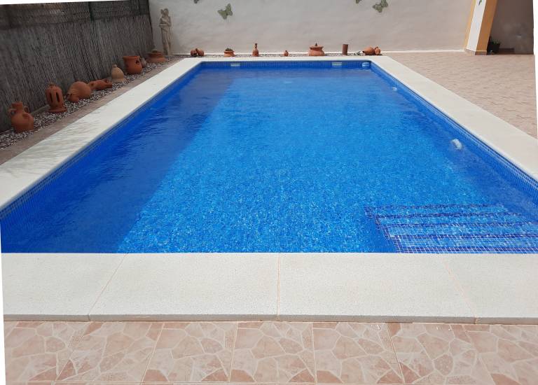 House with grill, garden & terrace | Garden view — photo 5