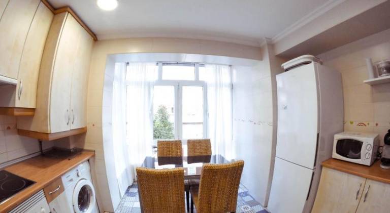 Rental apartment with 3 rooms for 6 persons — photo 2