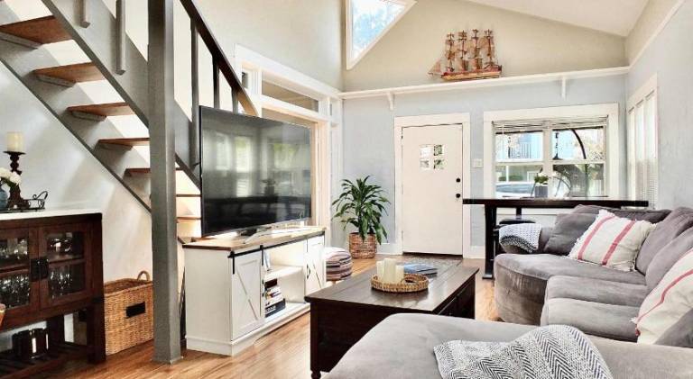 Park Avenue Beach Paradise - Chic & Secluded 4 BDR — photo 2