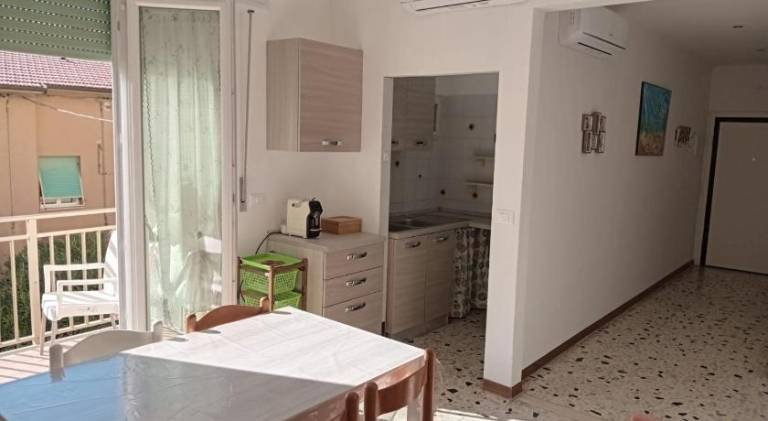 Rental apartment with 2 rooms for 6 persons — photo 4