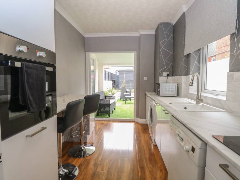 Children-friendly lovely cottage with garden & patio | Beach view | Beach nearby | Pets allowed — photo 2
