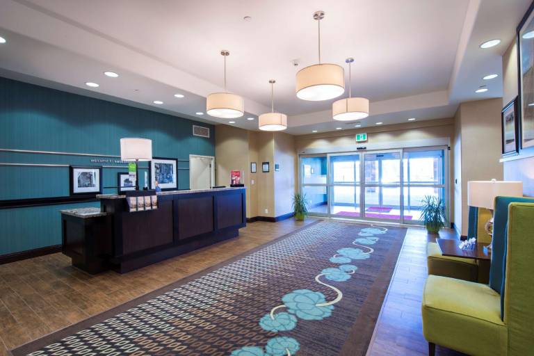 Hampton Inn by Hilton Saskatoon South — photo 2
