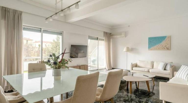 Rental apartment with 2 rooms for 4 persons in Athens