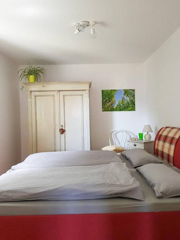 Rental apartment with garden & BBQ — photo 4