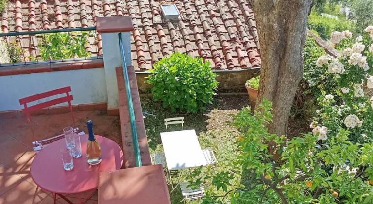 Apartment with patio | Pet-friendly — photo 5