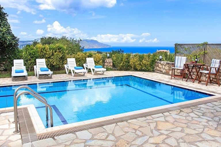 Villa with yard, private pool & barbecue | Water view | Perfect for remote work in Apokoronas