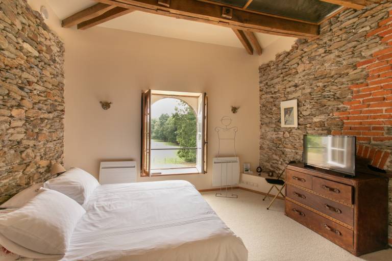 Fully equipped holiday apartment with pool, terrace & garden | Garden view | Perfect for remote work | Pet-friendly — photo 4