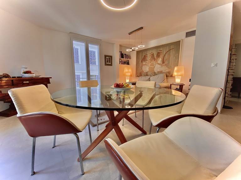 Rental apartment with 3 rooms for 6 persons in Mougins