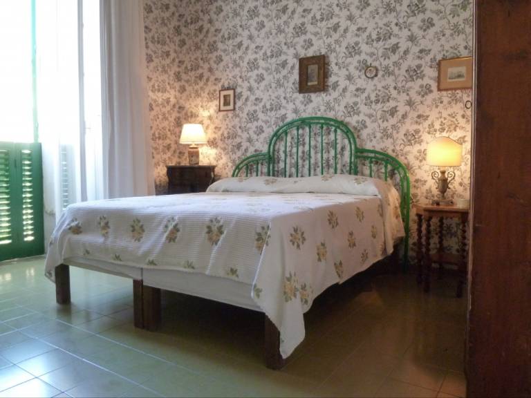 Rental apartment with 2 rooms for 5 persons — photo 5