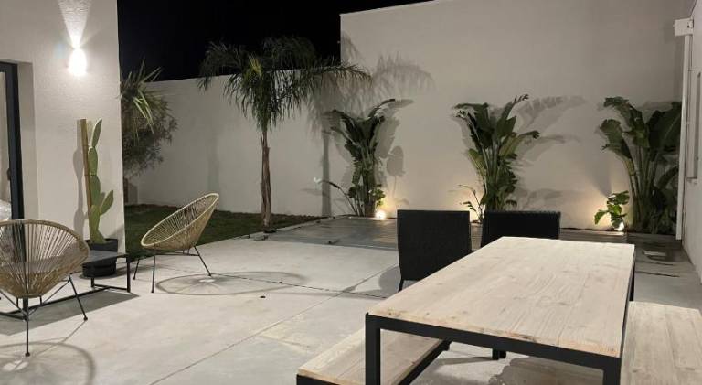 Villa with barbecue, terrace & garden — photo 5