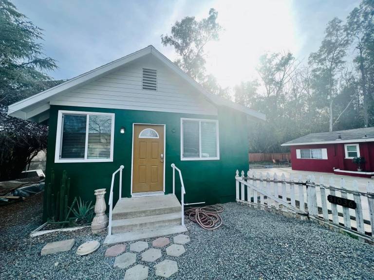 House Lake Elsinore