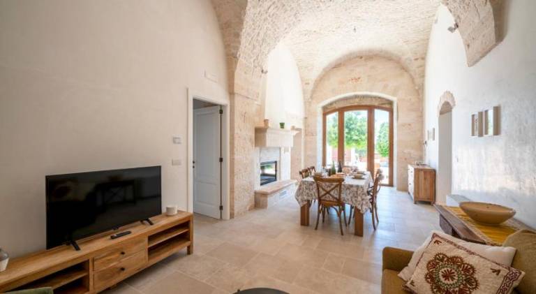 Villa with 5 rooms for 10 persons — photo 2