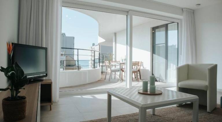 Holiday apartment with terrace — photo 2