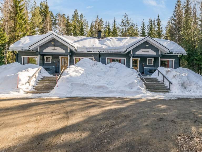 House with sauna & terrace | Nature view in Sotkamo