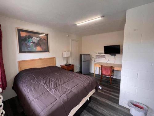 Best In Town Motel — photo 5