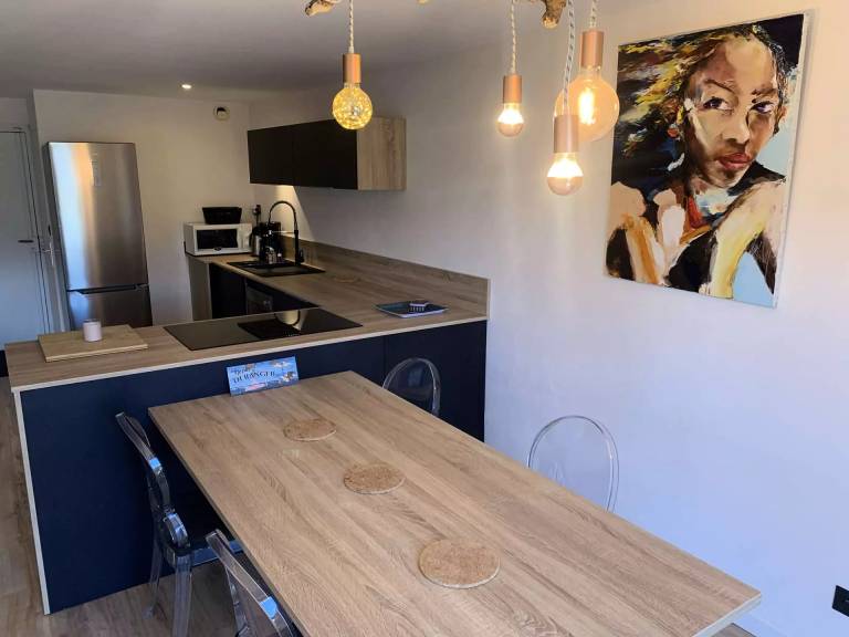 Rental apartment with 2 rooms for 4 persons — photo 3