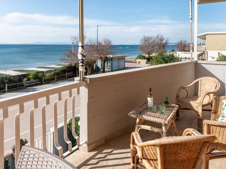 Charming rental apartment with terrace | Sea view | Close to the beach | Dogs allowed — photo 3