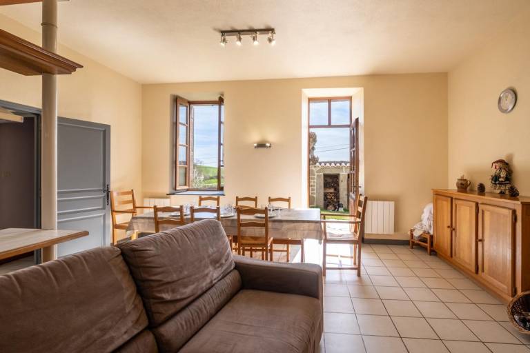 Gite with patio — photo 4