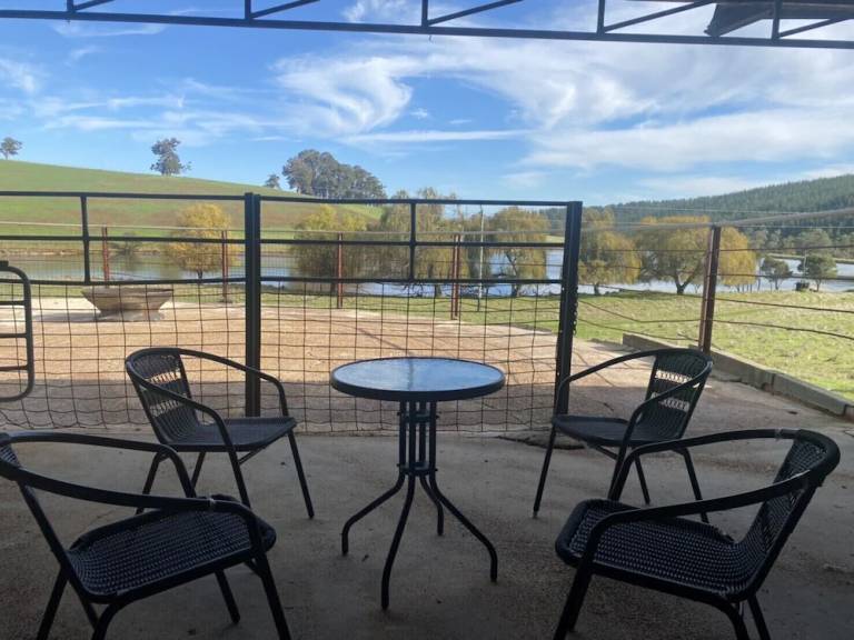 Bed and breakfast  Donnybrook