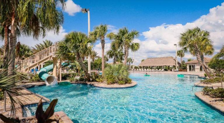 House with pool & jacuzzi — photo 2