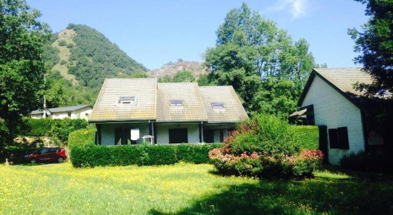 Chalet with pool | Pets allowed — photo 5