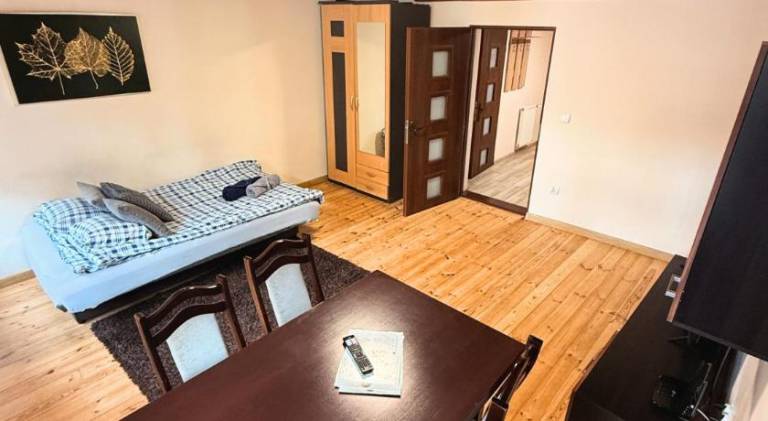 Rental apartment with patio — photo 4