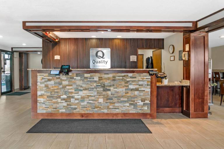 Quality Inn Grand Rapids South-Byron Center — photo 5