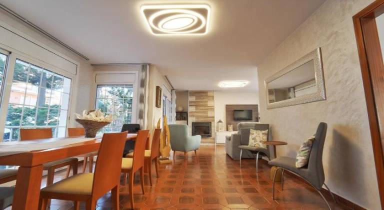 Villa with pool | Next to the beach | Pets are welcome — photo 3