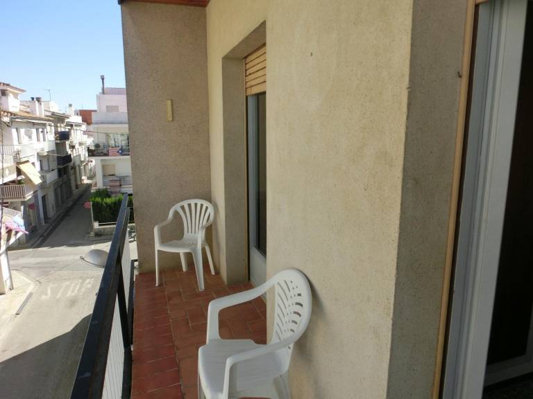 Bright Apartment 100m from Puerto Beach with Modern Amenities — photo 2