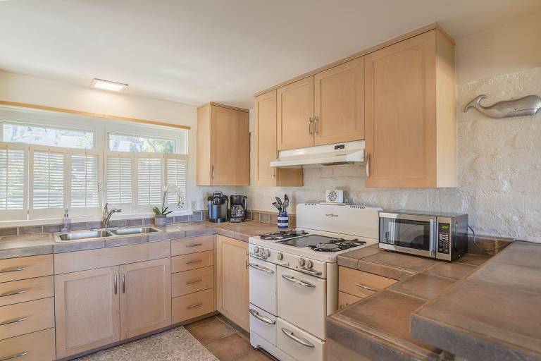 3786 Adobe by the Sea — photo 4
