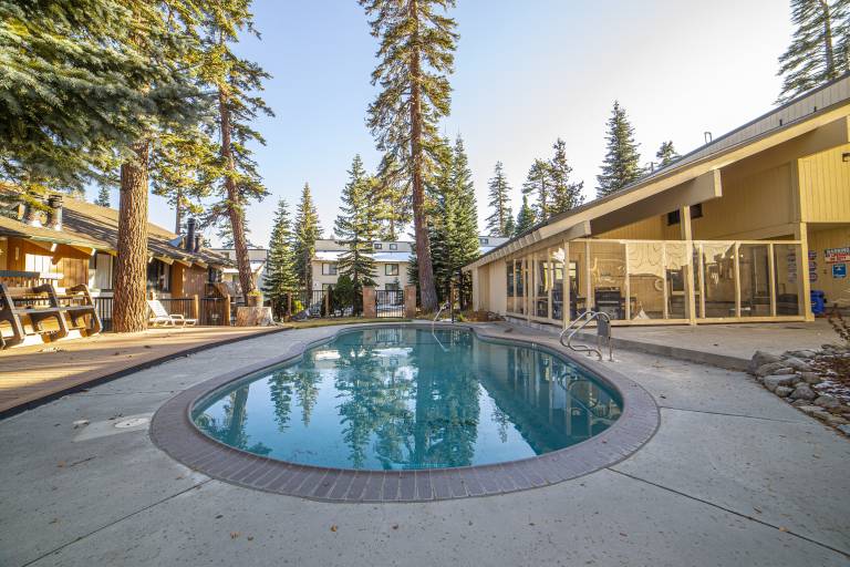Condo with sauna, pool & hot tub in Mammoth Lakes, CA