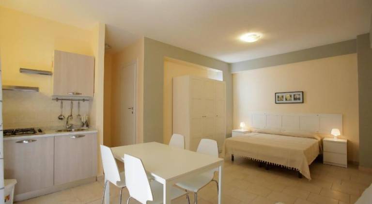 Rental apartment with 1 room for 3 persons — photo 2