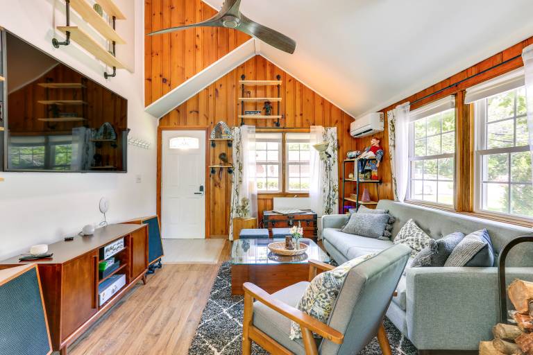 All-Season Vernon Township Lake House Retreat! — photo 4