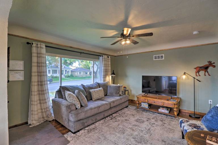 Comfy & Cozy Kalispell Home: Walk to Downtown — photo 5