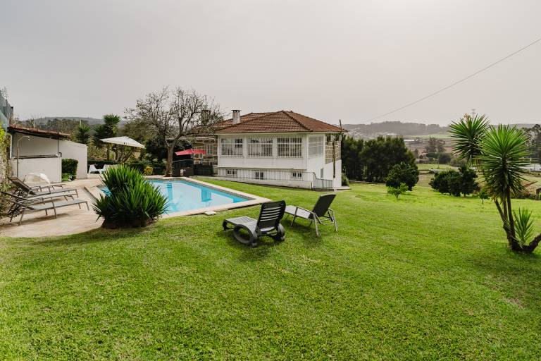 Villa 'The Beauty Of Simplicity' with Private Pool, Wi-Fi and Air Conditioning — photo 2