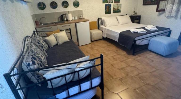 Lovely holiday apartment | Dogs allowed in East Mani
