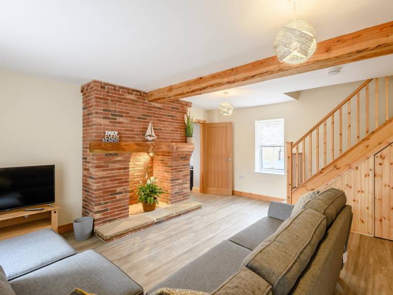 Fully equipped pleasant cottage with yard & barbeque | Pets allowed — photo 2