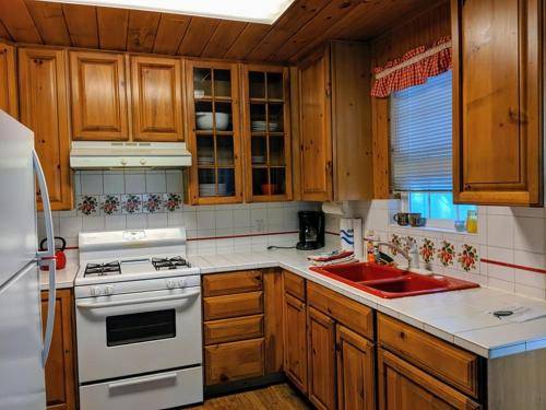 House Pinecrest