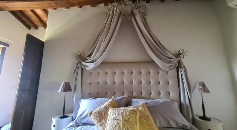 Villa with pool in Cortona