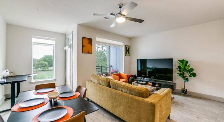 Rental apartment with pool | Pets allowed in San Antonio, TX