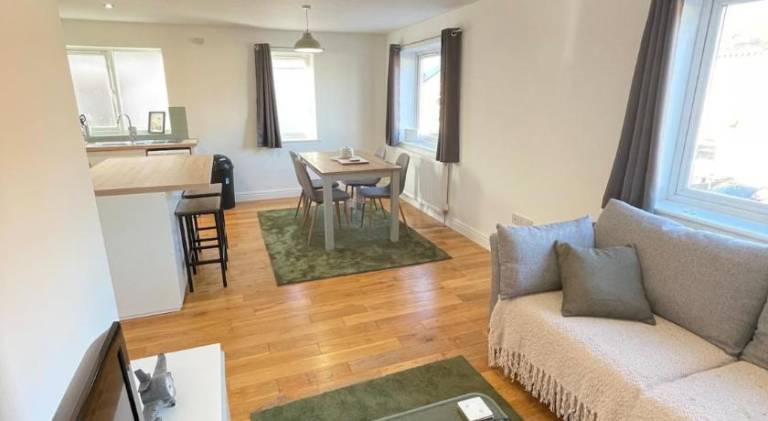 Rental apartment with 2 rooms for 4 persons — photo 2
